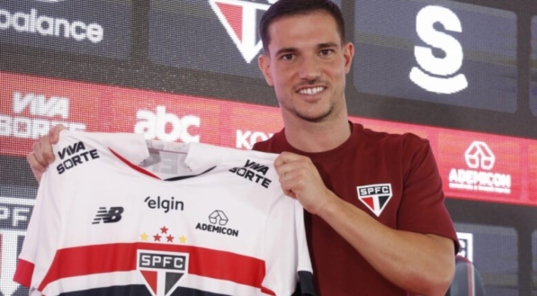 Atacante assinou contrato com o Tricolor por três meses