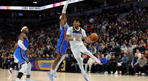 Rodada de cinco jogos da NBA, com derrota do líder OKC Thunder e times sonhando com vaga para os playoffs.