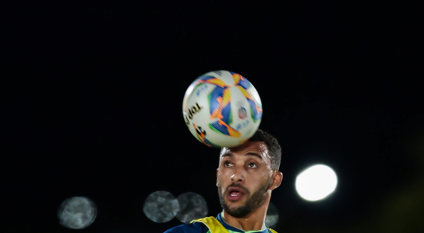 O Bahia negocia o empréstimo do zagueiro Vitor Hugo ao Atlético Mineiro. O zagueiro de 33 anos já trabalhou com Cuca, atual treinador do Galo, em 2016, no Palmeiras. A informação é do jornalista Yuri Santana. + Leia mais notícias sobre o Tricolor Com apenas uma partida realizada nesta temporada, o defensor está no fim [&amp;#8230;]