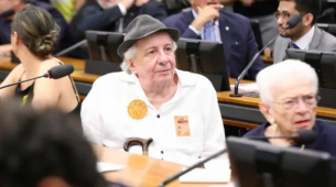 Ao lado de Erundina, ator pernambucano Marcos Nanini vai ao Conselho de Ética apoiar Glauber Braga