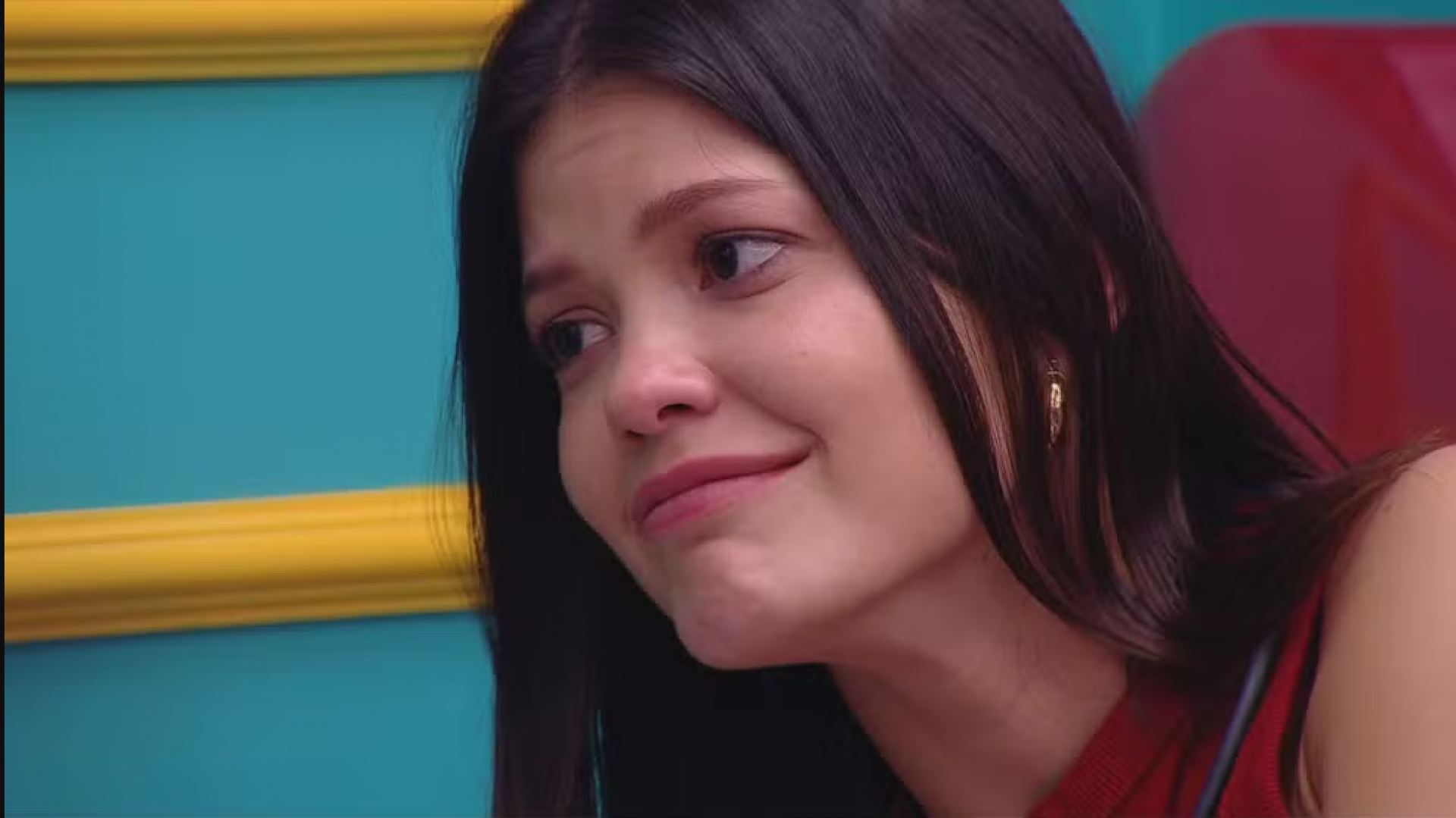 Vitória Strada agita reta final do BBB 25 com look inusitado para a final; veja imagens
