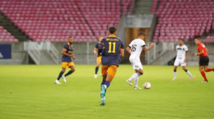 Imagem da partida do Retrô contra o Figueirense