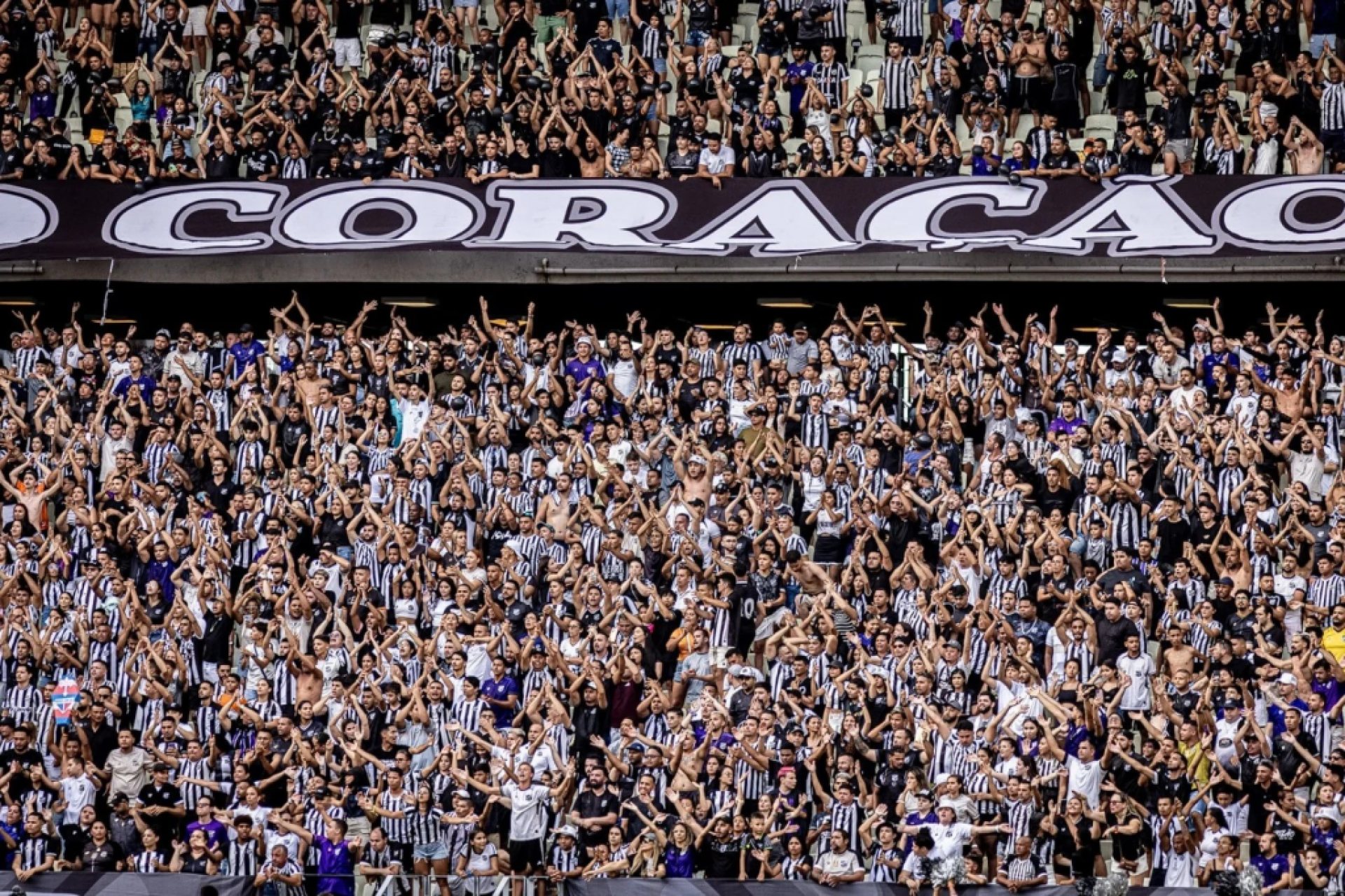 Os times se enfrentam nesta quarta-feira (30), na Arena Castelão. Ceará tem decisão na quarta-feira (30), às 19h30 (horário de Brasília), pela partida de ida da terceira fase da Copa do Brasil 2025. O duelo contra o Palmeiras já conta com mais de 30 mil torcedores confirmados na Arena Castelão. No último sábado (26), contra o São Paulo, [&amp;#8230;]
