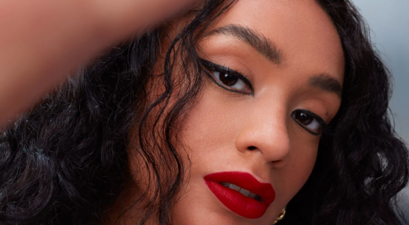Linha de Maquiagem da Avon vence prêmio do WARC Awards Latin America
