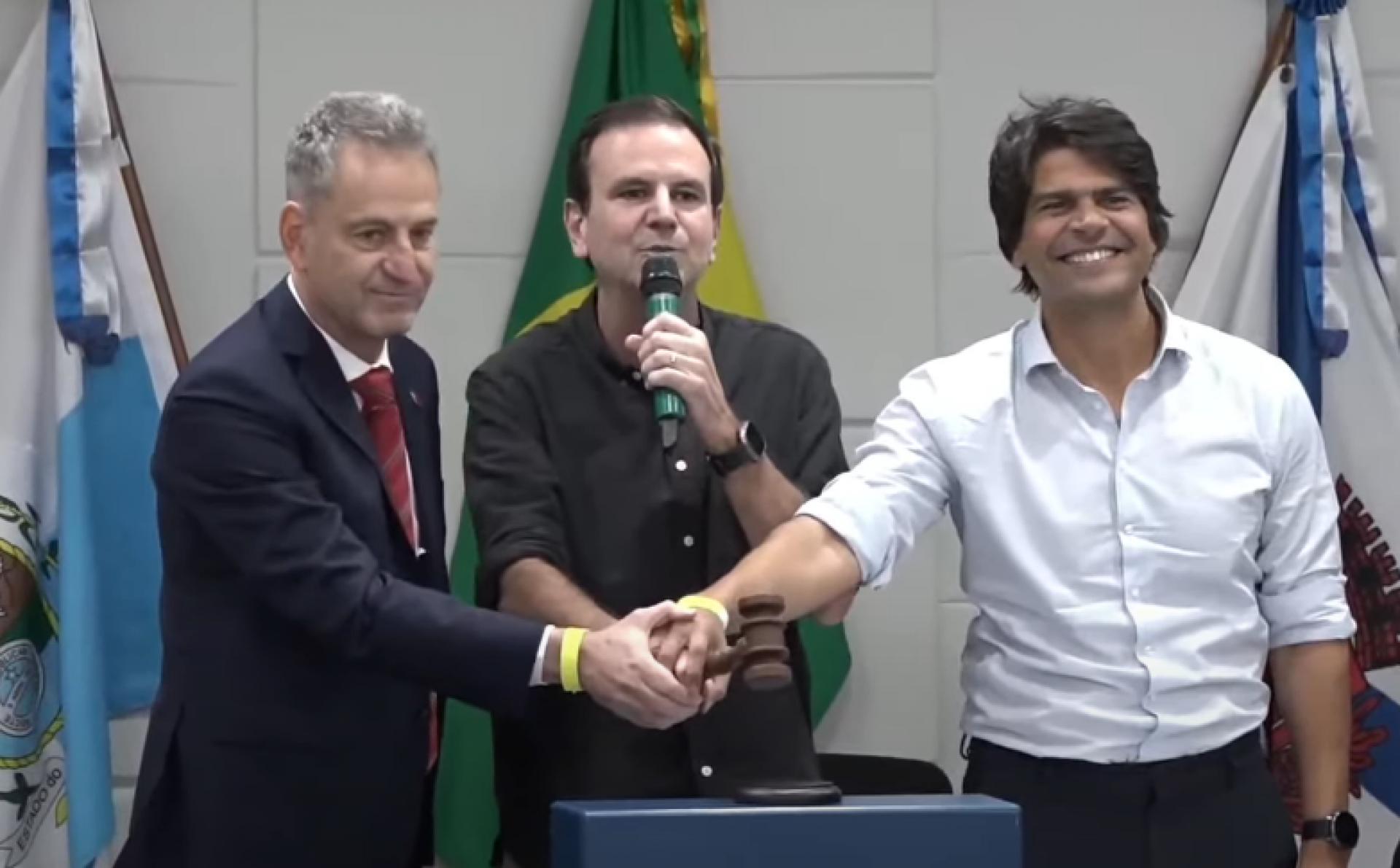 As cidades do Rio de Janeiro e Niterói oficializaram nesta semana a candidatura conjunta para sediar os Jogos Pan-Americanos e Parapan-Americanos de 2031. O dossiê de postulação foi entregue à Panam Sports na quarta-feira (30) e aceito pela entidade nesta quinta (1º), tornando a candidatura oficialmente reconhecida. A capital paraguaia, Assunção, será a principal adversária [&amp;#8230;]