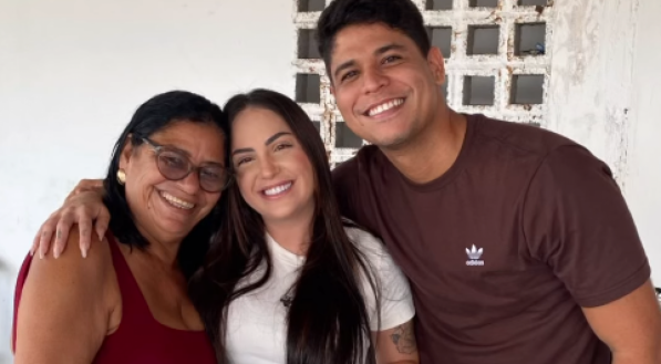 Guilherme, Joselma e cantora Raphaela Santos
