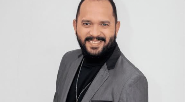 Cantor Allan Carlos
