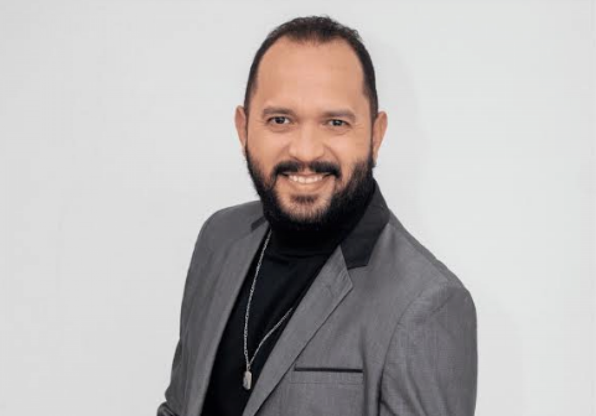 Cantor Allan Carlos