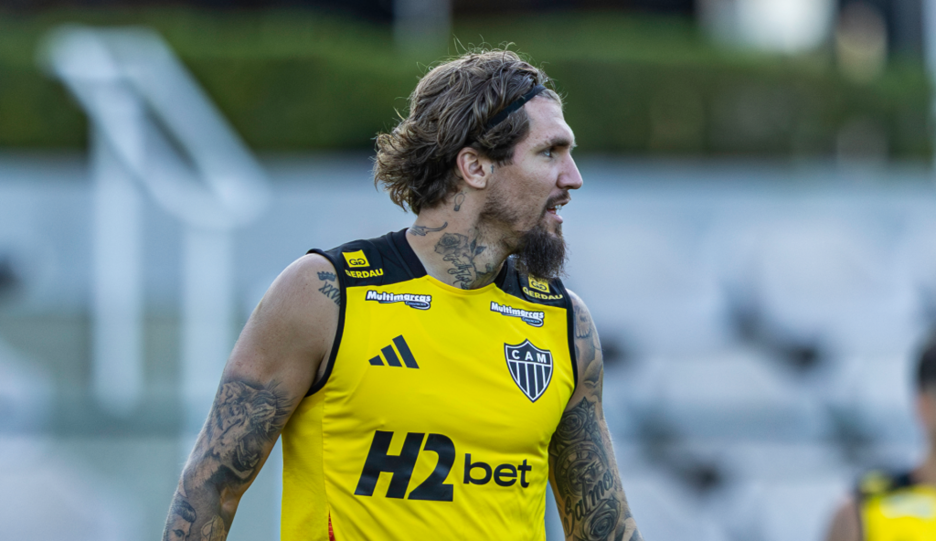 Raposa enfrenta Galo em clássico mineiro na nona rodada do Brasileirão