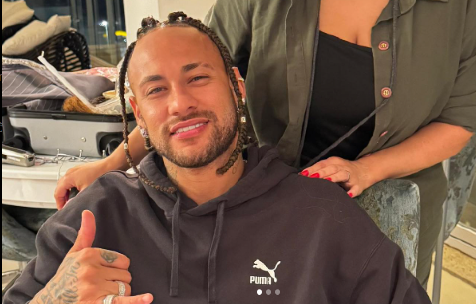 Neymar celebra 1 ano da filha Helena ao lado de Bruna Biancardi e família em festa intimista