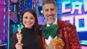 Bruna Louise, em imagem com Marcos Mion