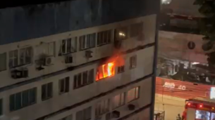 Os vizinhos fizeram contato com o Corpo de Bombeiros