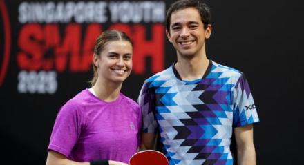 Calderano vence com autoridade e segue firme no Mundial de Tênis de Mesa