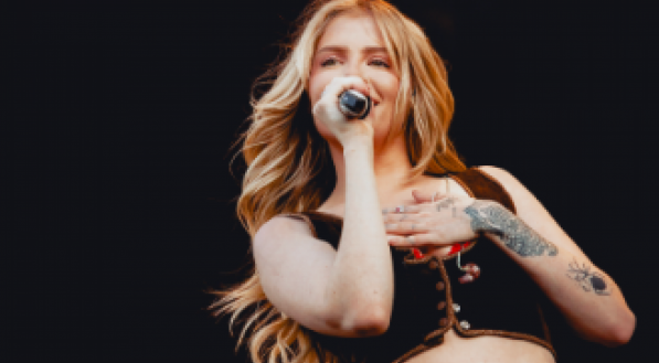  Luísa Sonza ultrapassa 5 bilhões de streams no Spotify, consolidando o status de gigante no pop latino-americano