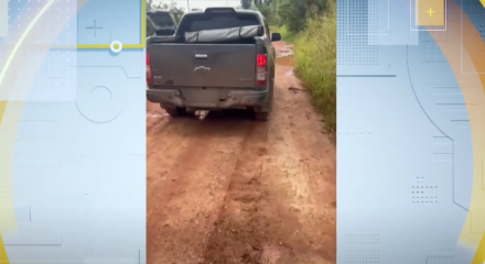O homem acessou uma estrada de terra para tentar fugir