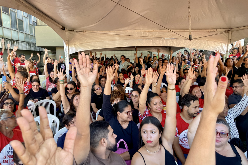 Com a CNDB, os professores poderão usufruir de forma mais prática e eficiente das diversas vantagens oferecidas por leis federais, programas governamentais e parcerias privadas
