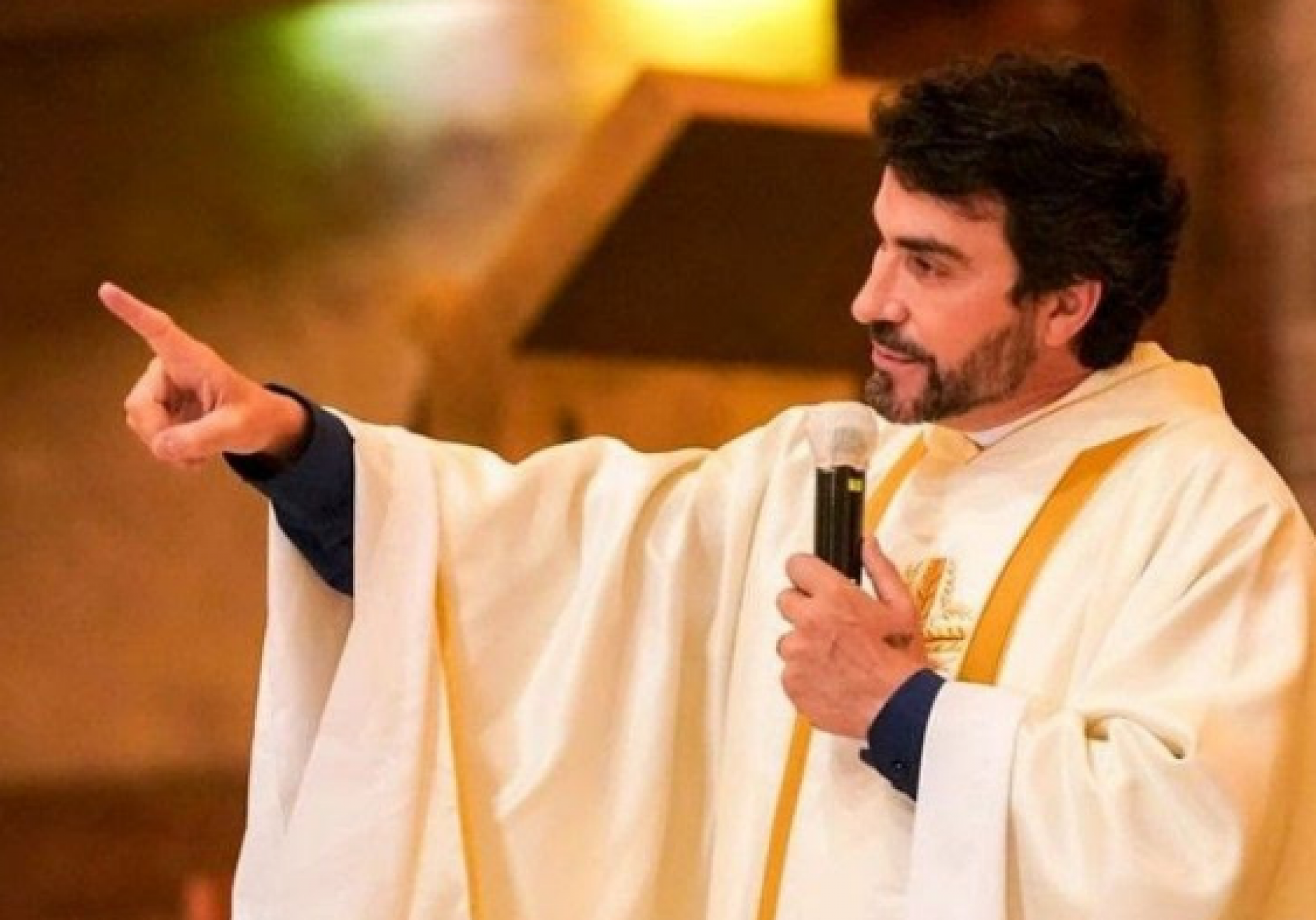 Crise espiritual e transformação: o novo ciclo de Padre Fábio de Melo, revela consultora espiritual 