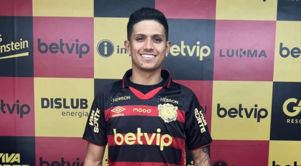 O jogador de 24 anos tem contrato com o Leão até o final de 2026. Ele foi emprestado ao Criciúma até o fim da Série B com opção de compra.