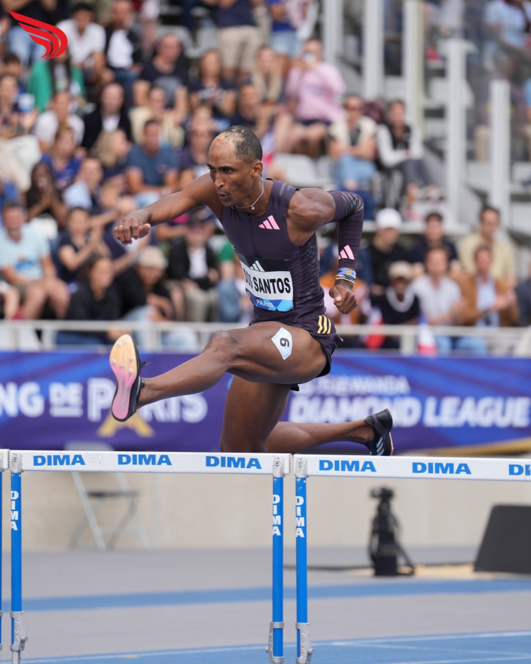 Alison dos Santos vence nos 400m com barreiras e segue invicto no Grand Slam Track