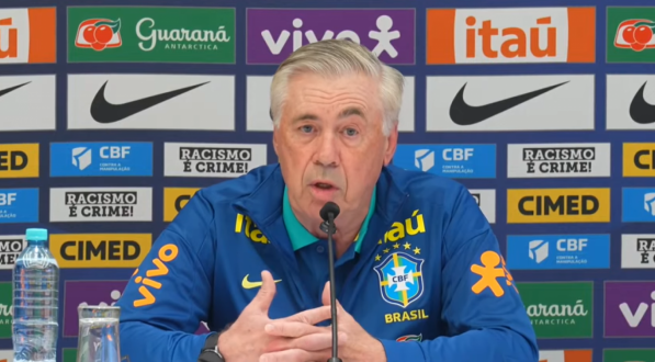 Técnico concedeu entrevista coletiva antes do último treino da Seleção Brasileira para o duelo de quinta-feira (5)