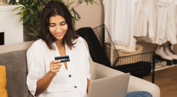 Cuidados ao comprar o presente de Dia dos Namorados na internet