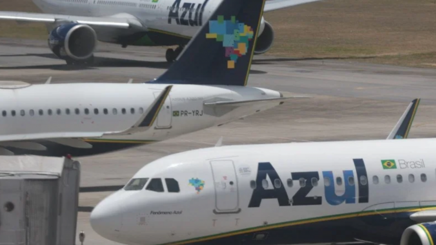 A aeronave decolou às 19h34