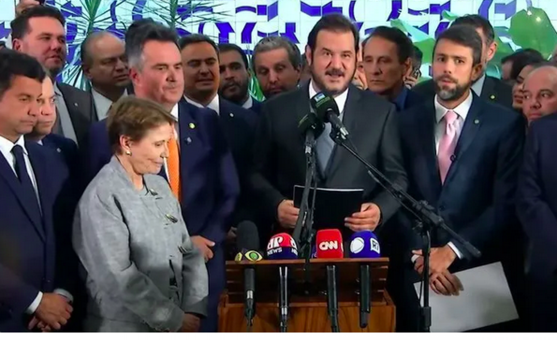 Foto da capa: Política em Brasília