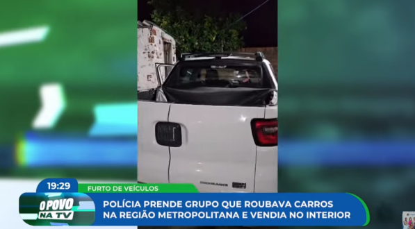 Imagem de caminhonete localizada com suspeitos de adulteração e revenda de veículos
