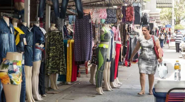 A Feira da Moda de Caruaru é conhecida popularmente como Feira da Sulanca