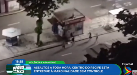Imagem de assalto na Avenidade Guararapes, no Centro do Recife
