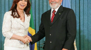 Viagem ao Mercosul serve de pretexto para Lula visitar ex-presidente condenada por corrupção