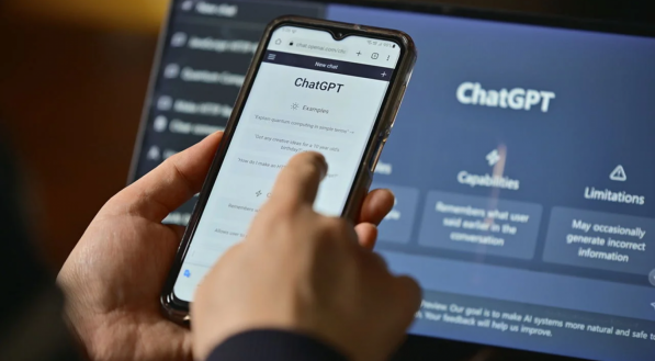 Nunca comece um prompt com "escreva um texto sobre" no ChatGPT. Aqui está o porquê