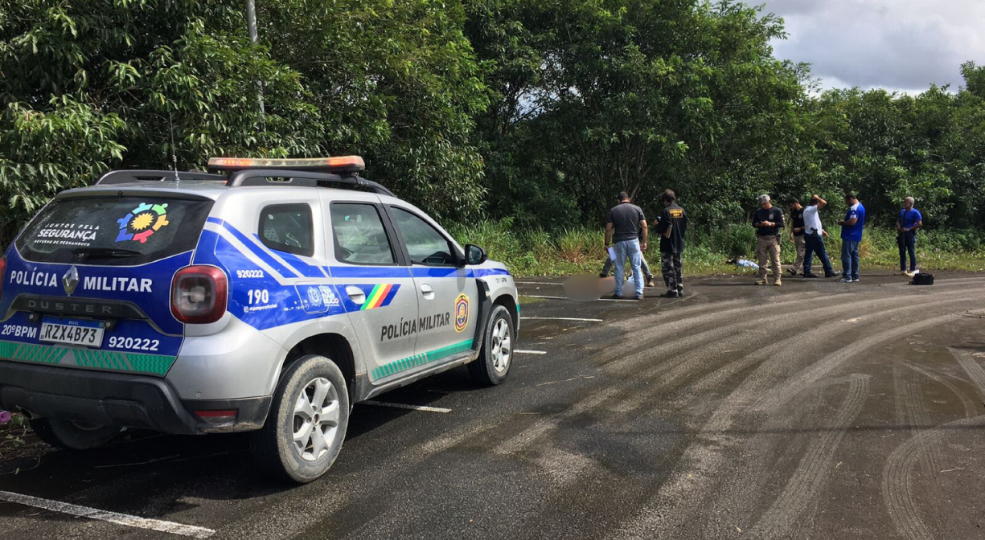 Os corpos foram encontrados por alunos do curso de formação da Polícia Militar