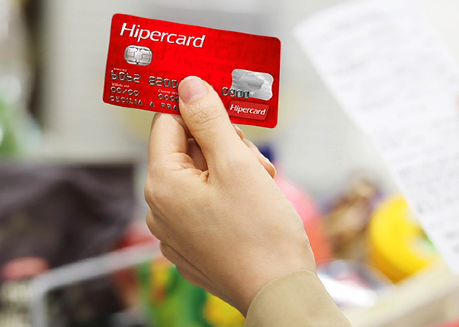 Após 57 anos no mercado, Hipercard deixa de ser usado pelo Itaú