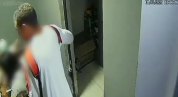 Invasão e assalto impactante em loja de celulares em Água Fria