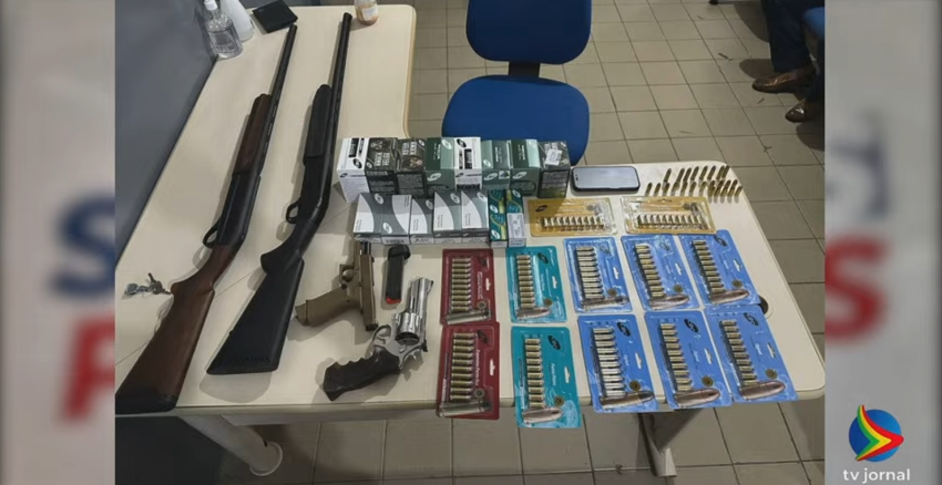 Imagem de apreensões da Polícia Civil em operação 