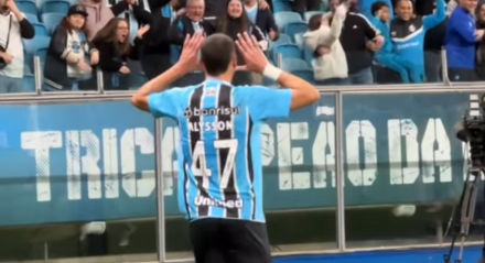 Alysson e Amuzu marcaram os gols da vitória gremista