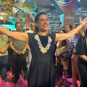Raquel Lyra (PSD), governadora de Pernambuco, na abertura da 25ª edição da Fenearte.