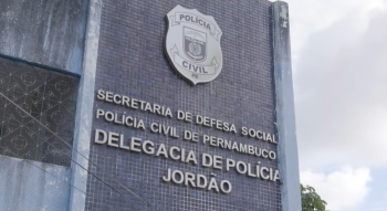 Três pessoas são presas em flagrante por golpe com instalação de placas solares no Grande Recife