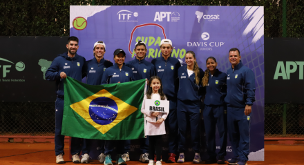 O Brasil está nas finais do Sul-Americano 16 Anos. As equipes masculina e feminina buscam os títulos da competição neste sábado (2), em Luque, no Paraguai,