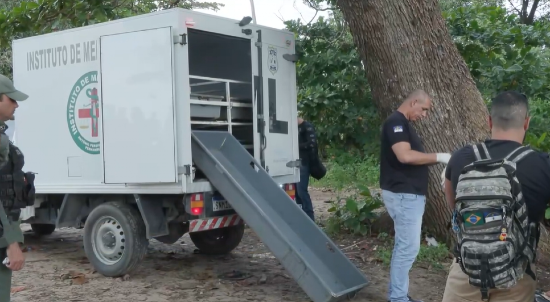 Homem é morto a tiros no pontal de Maria Farinha, em Paulista