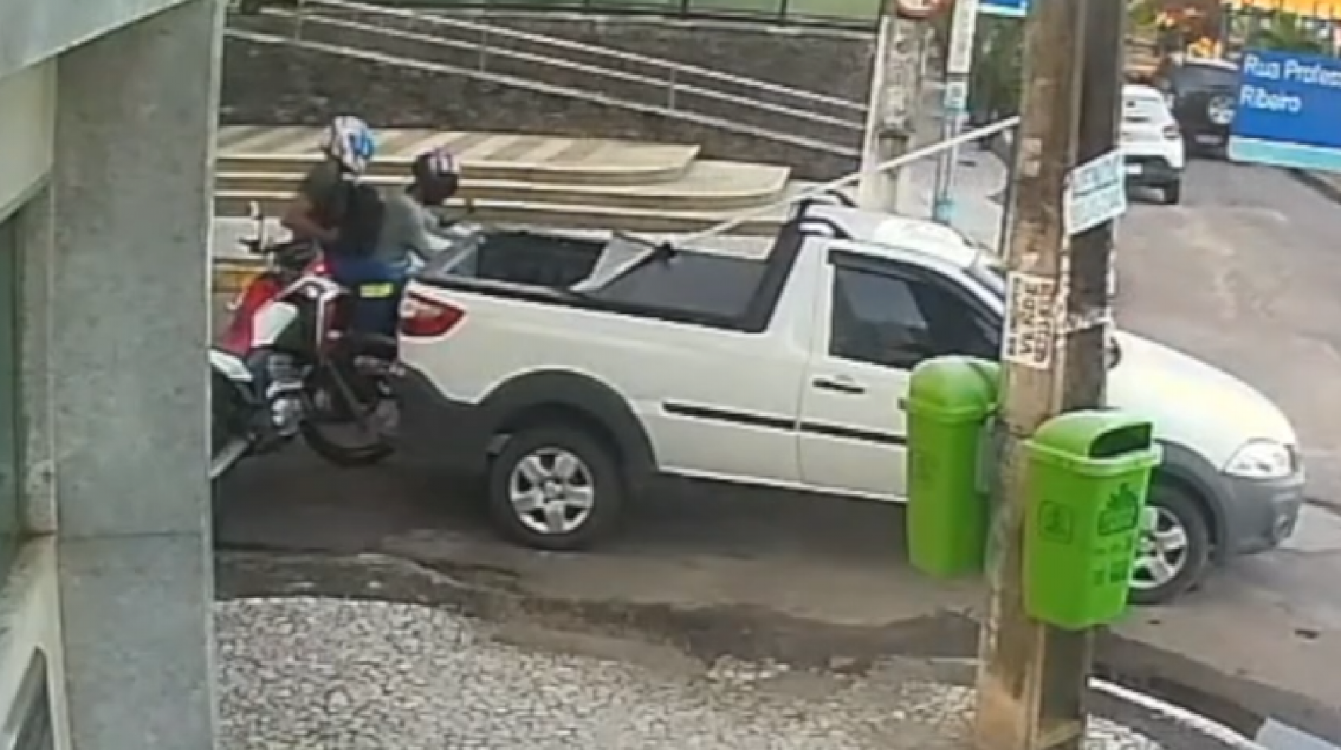 Onda de furtos de motocicletas assusta moradores em Boa Viagem: falta de policiamento contribui para insegurança local