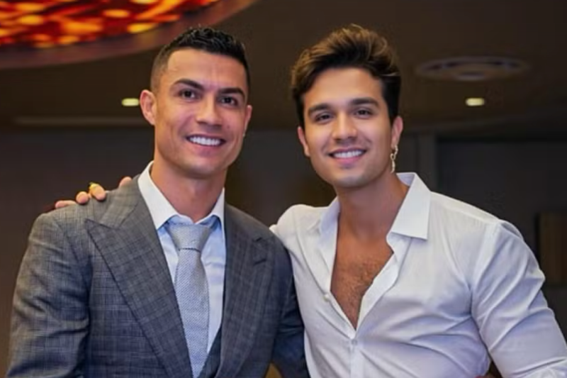Cristiano Ronaldo e Luan Santana, lado a lado