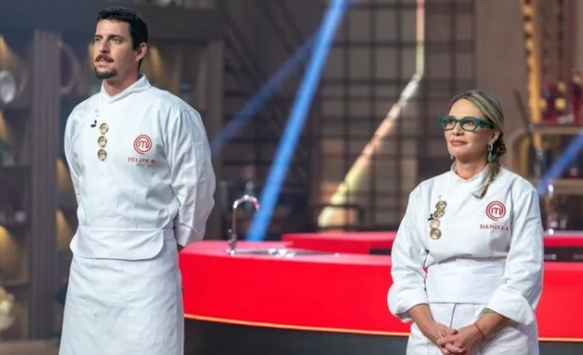 Quem ganhou o MasterChef Brasil 2025? Daniela ou Felipe? Saiba quem conquistou o troféu mais desejado