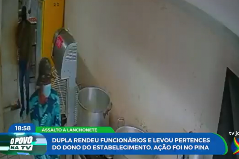 Imagem de suspeitos de assaltar fábrica de coxinha no Pina