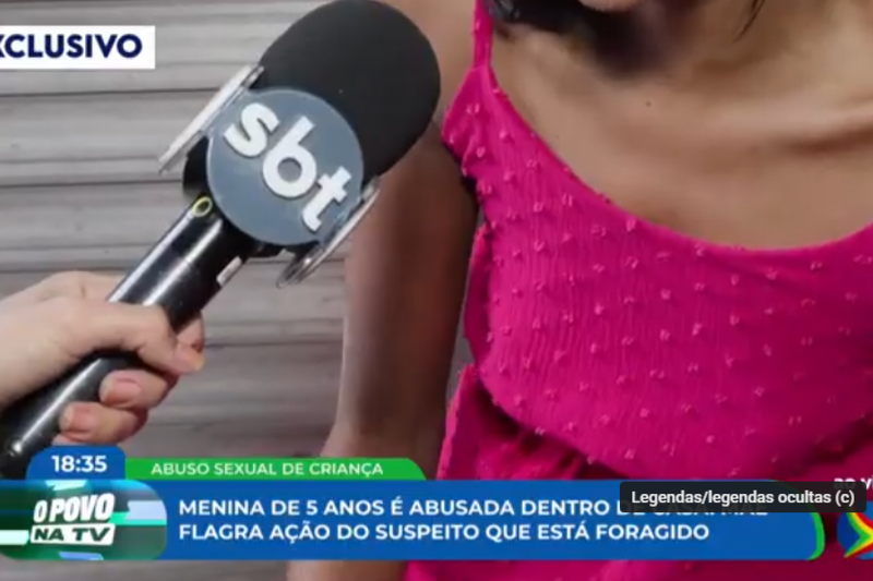 Imagem de mãe relatando tudo que aconteceu durante violência sexual infantil 