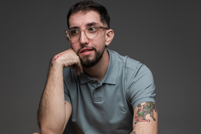 Vitor Martins, escritor e tradutor