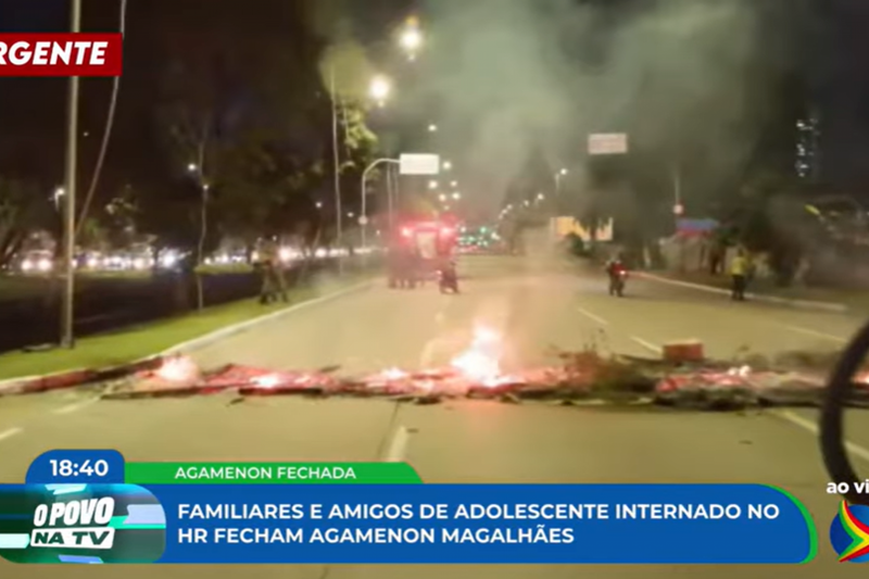 Imagem de protesto na Agamenon Magalhães, no Recife