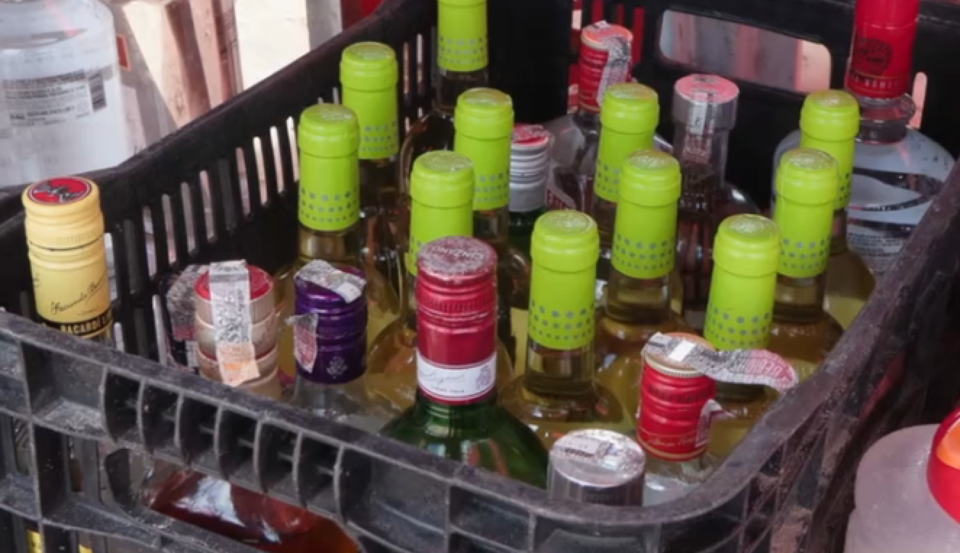Crise nas vendas de bebidas em Boa Viagem leva comerciantes a criar alternativas