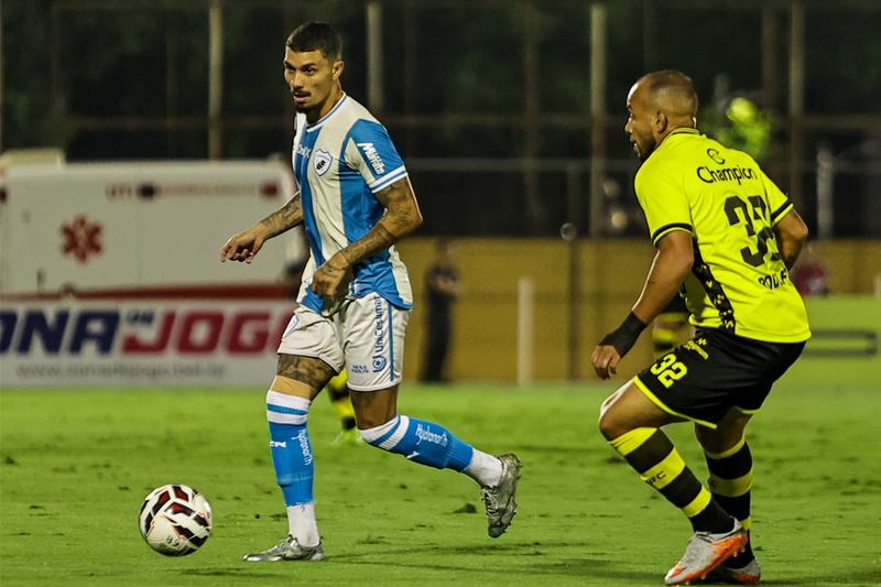 Duelo entre São Bernardo x Londrina pelo quadrangular final da Série C